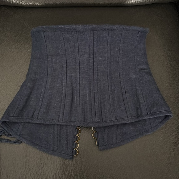 Armstreet Renaissance Medieval Long Sleeve Corset - Picture 3 of 4